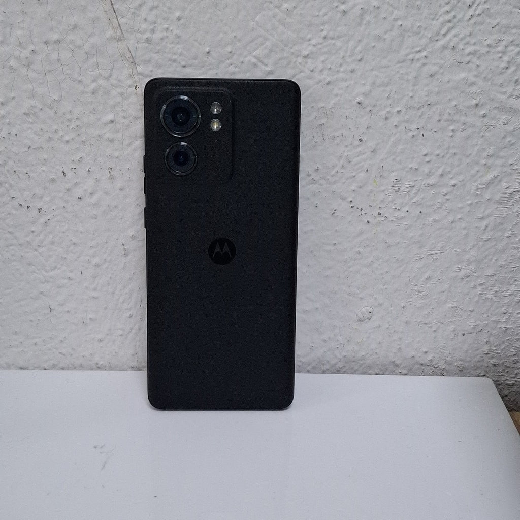 CELULAR MOTOROLA EDGE 40 XT2303-2 (2023) 256 GB 8 GB RAM (SEMINUEVO)