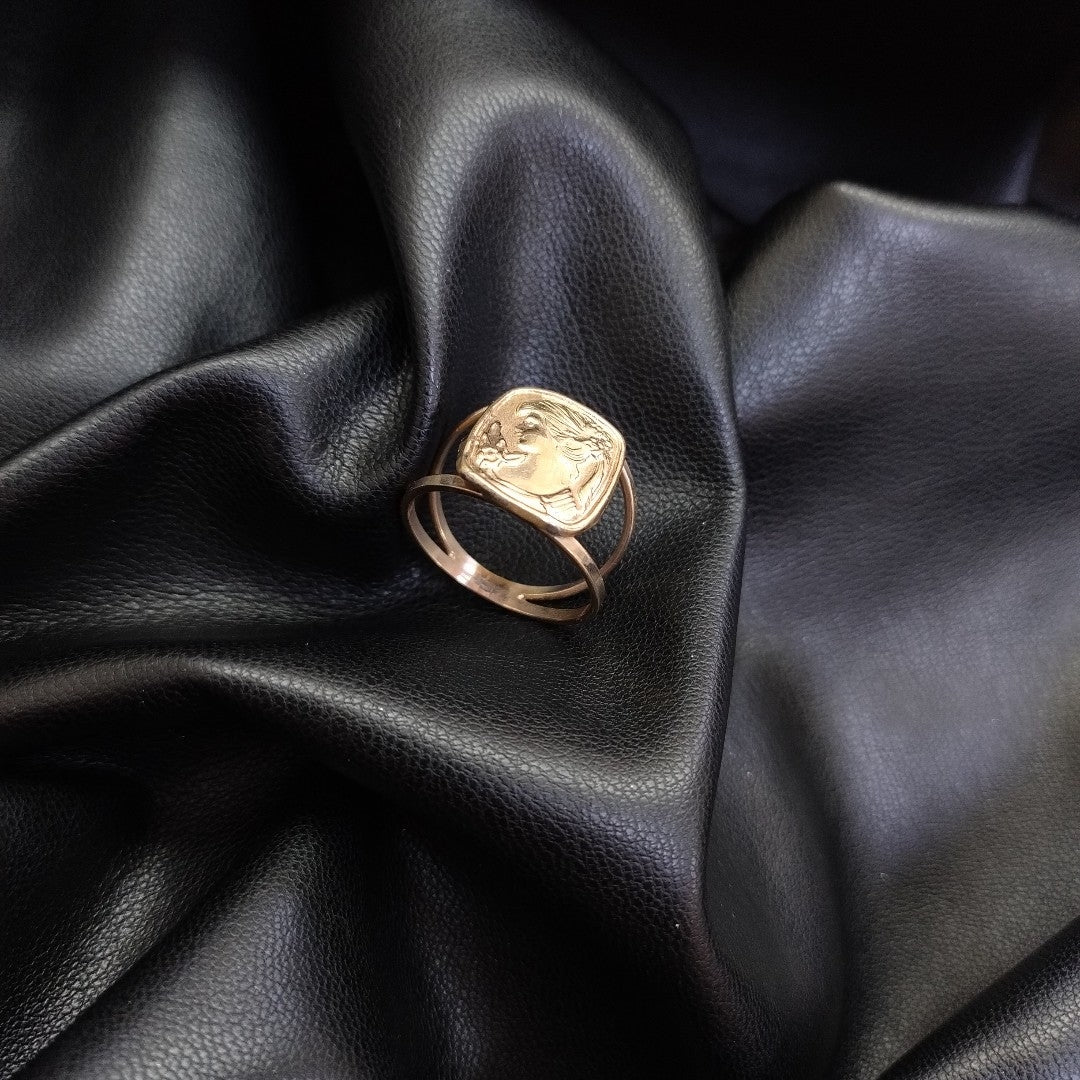 ANILLO ORO 10 K 2,50 GRMS (SEMINUEVO)