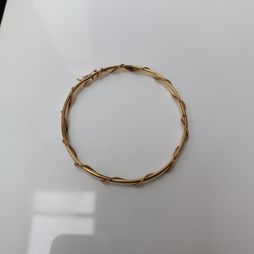PULSERA RIGIDA ORO 14 K 5.6 GRMS (SEMINUEVO)
