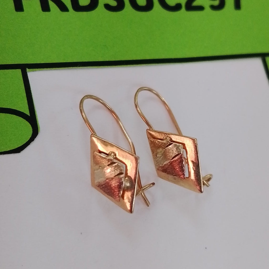 ARETES PAR ORO 10 K 0,90 GRMS (SEMINUEVO)
