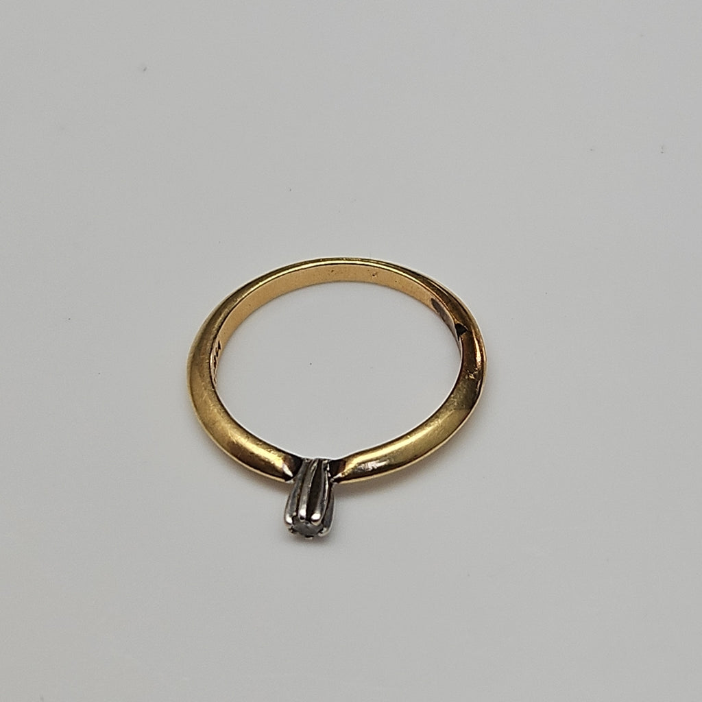 SOLITARIO ORO 14 K 2,40 GRMS (SEMINUEVO)