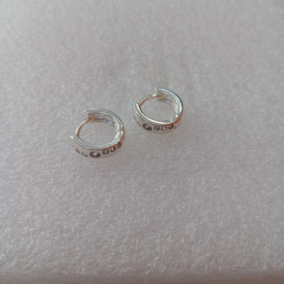 ARRACADAS C/CIRCONIAS PLATA .925 2.4 GR (NUEVO)
