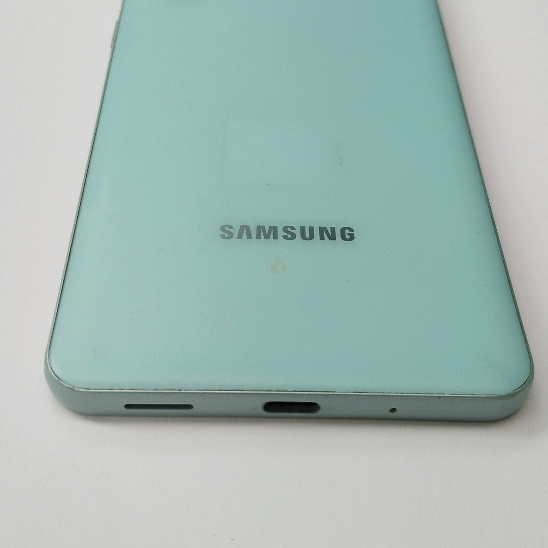 CELULAR SAMSUNG GALAXY M55 SM-M556B (2024) 256 GB 8 GB RAM (SEMINUEVO)