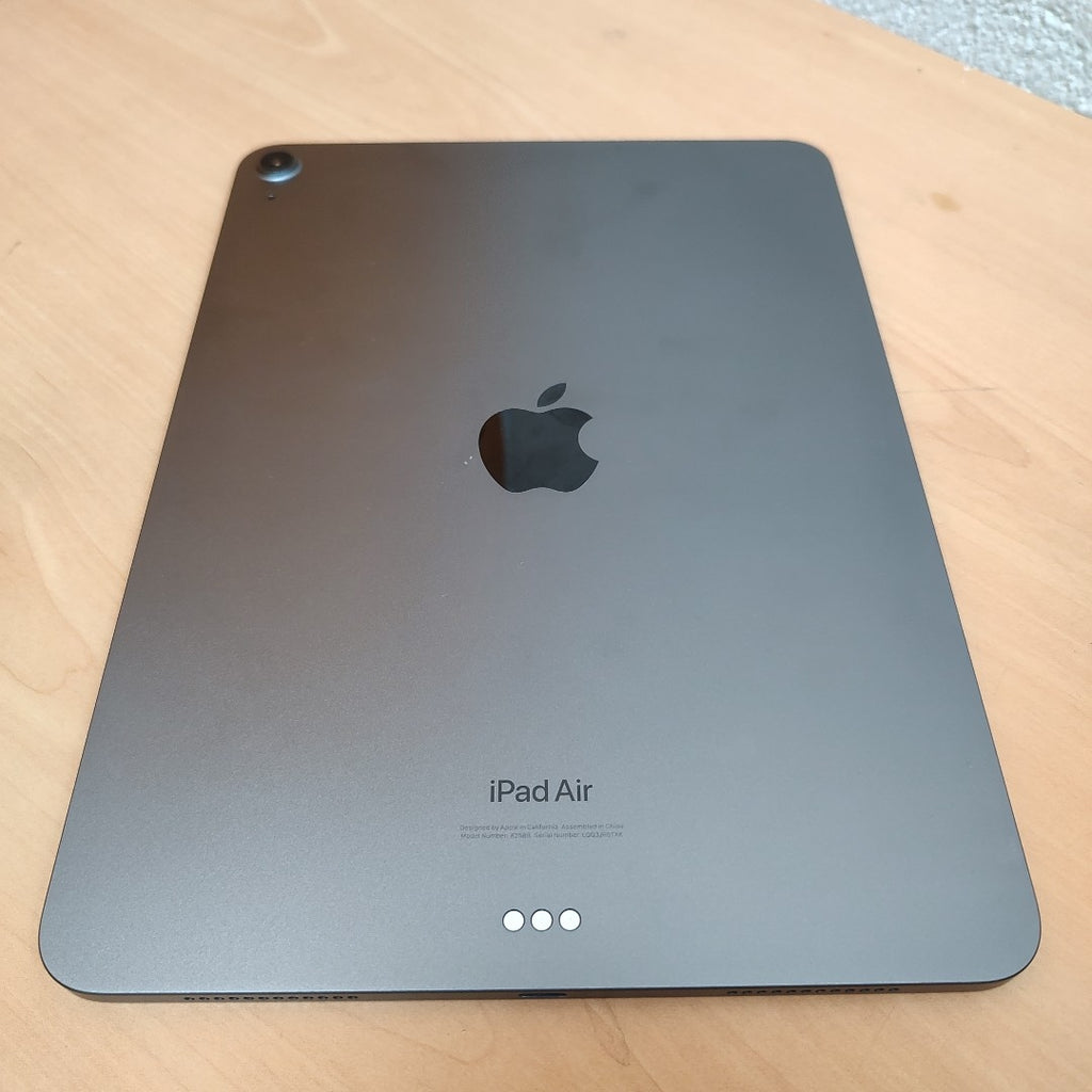 TABLETA APPLE IPAD AIR 5 A2588 256 GB 8 GB RAM (SEMINUEVO)