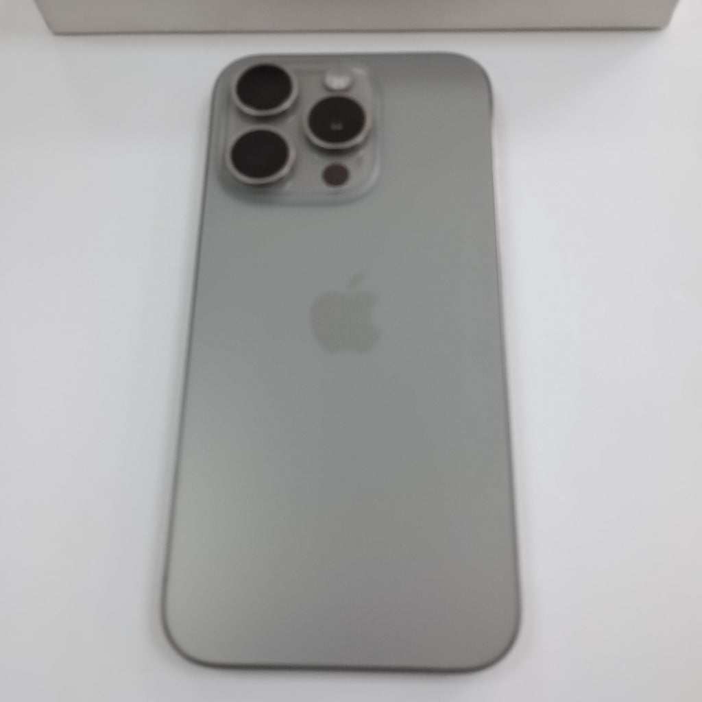 CELULAR APPLE IPHONE 15 PRO A3101 128 GB 8 GB RAM (SEMINUEVO)