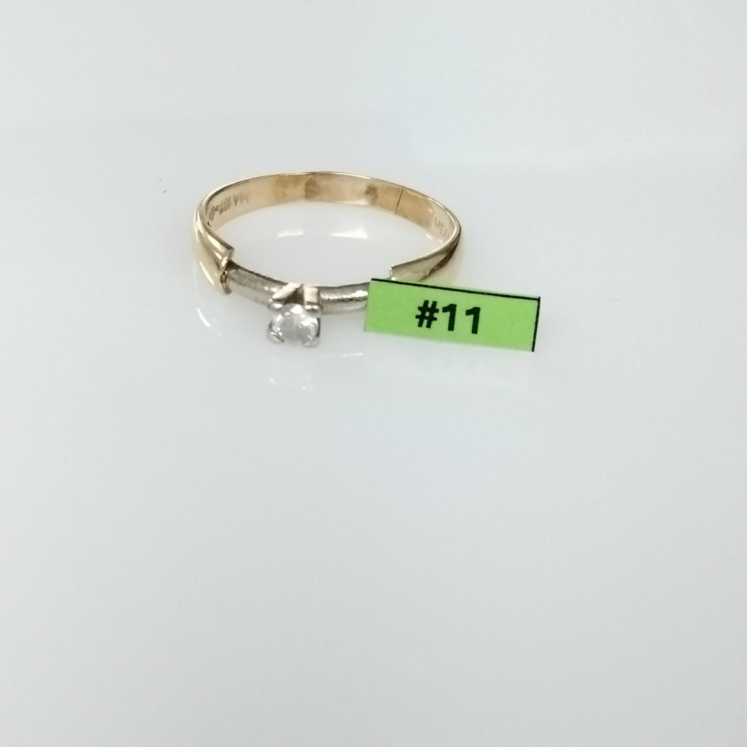 SOLITARIO ORO 14 K 3.1 GRMS (SEMINUEVO)