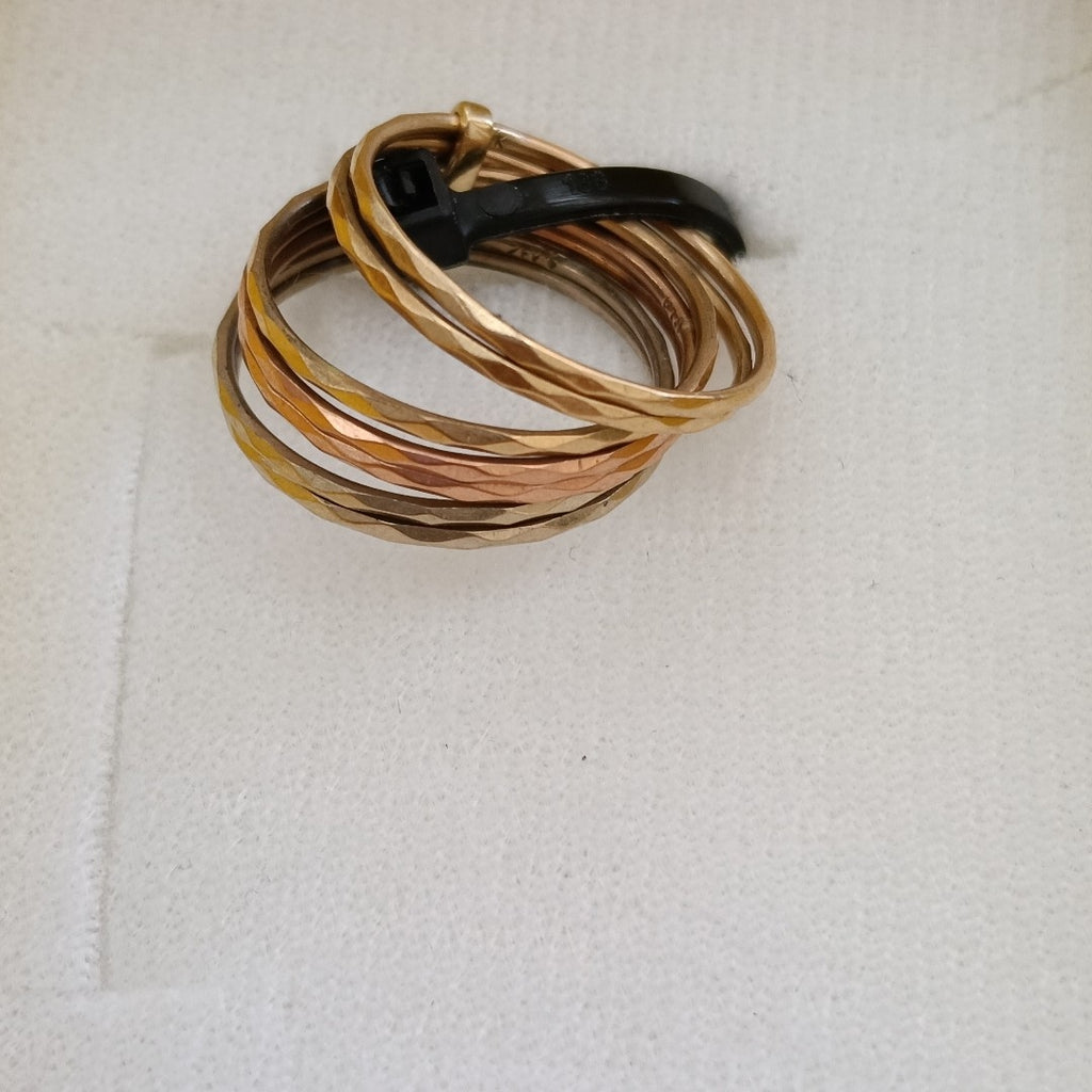 SEMANARIO DE ARGOLLAS ORO, ORO COMBINADO 14 K 3.9 GRMS (SEMINUEVO)