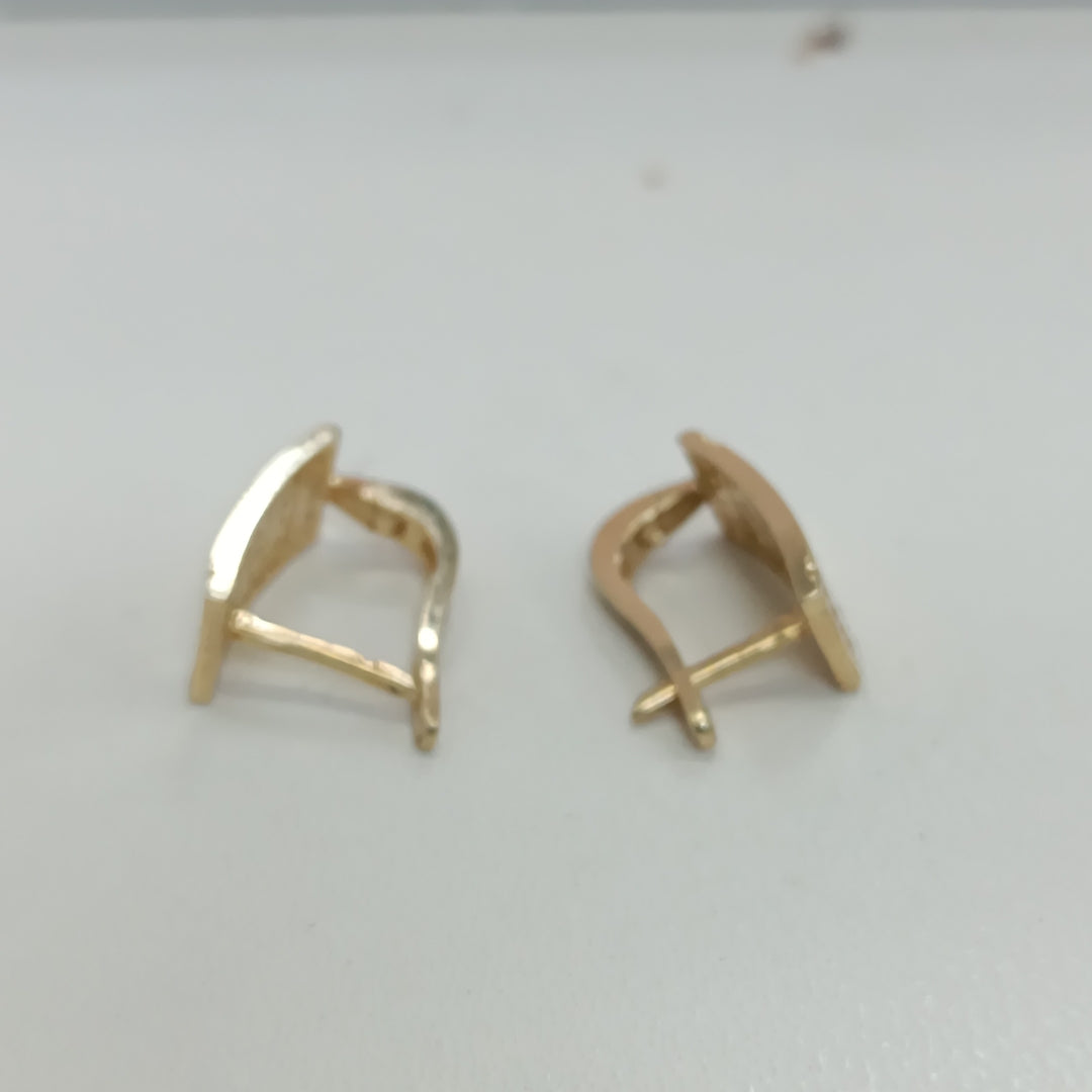 BROQUELES ORO 14K 2.4 (NUEVO)