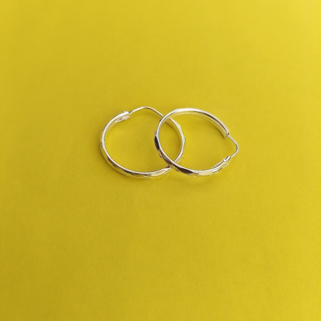 PAR ARRACADAS FACETADA PLATA .925 2.1 GR (NUEVO)