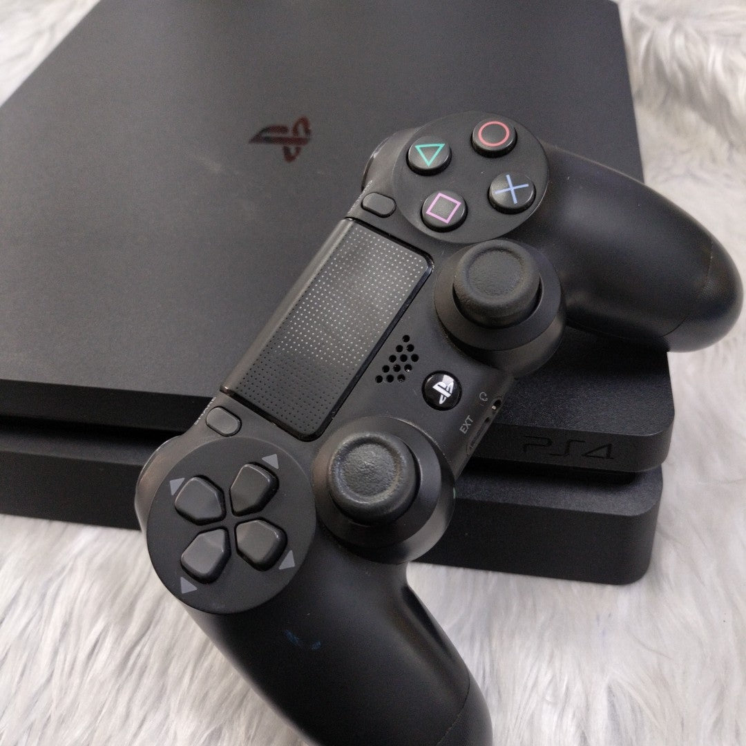 CONSOLA DE VIDEOJUEGO SONY PS4 SLIM 1 TB (SEMINUEVO)