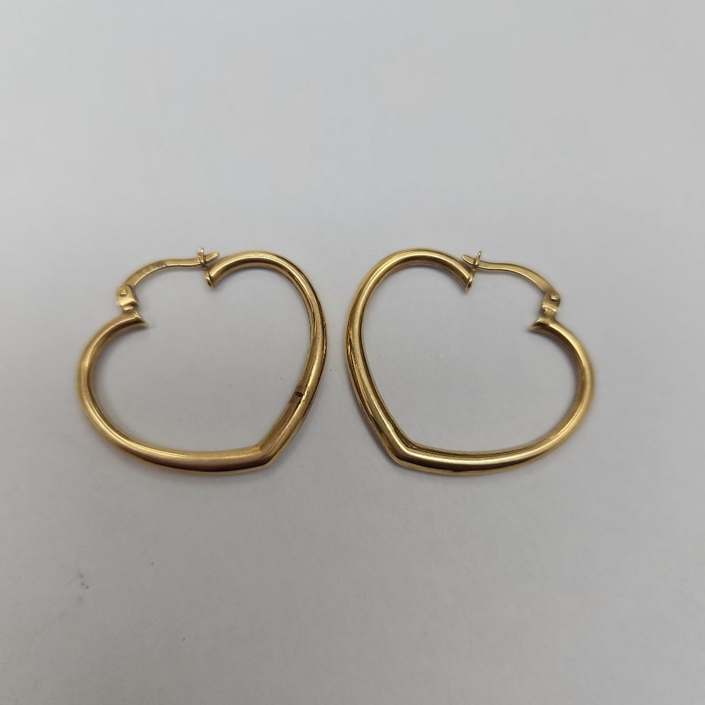 ARRACADAS PAR ORO 10 K 2.2 GRMS (SEMINUEVO)