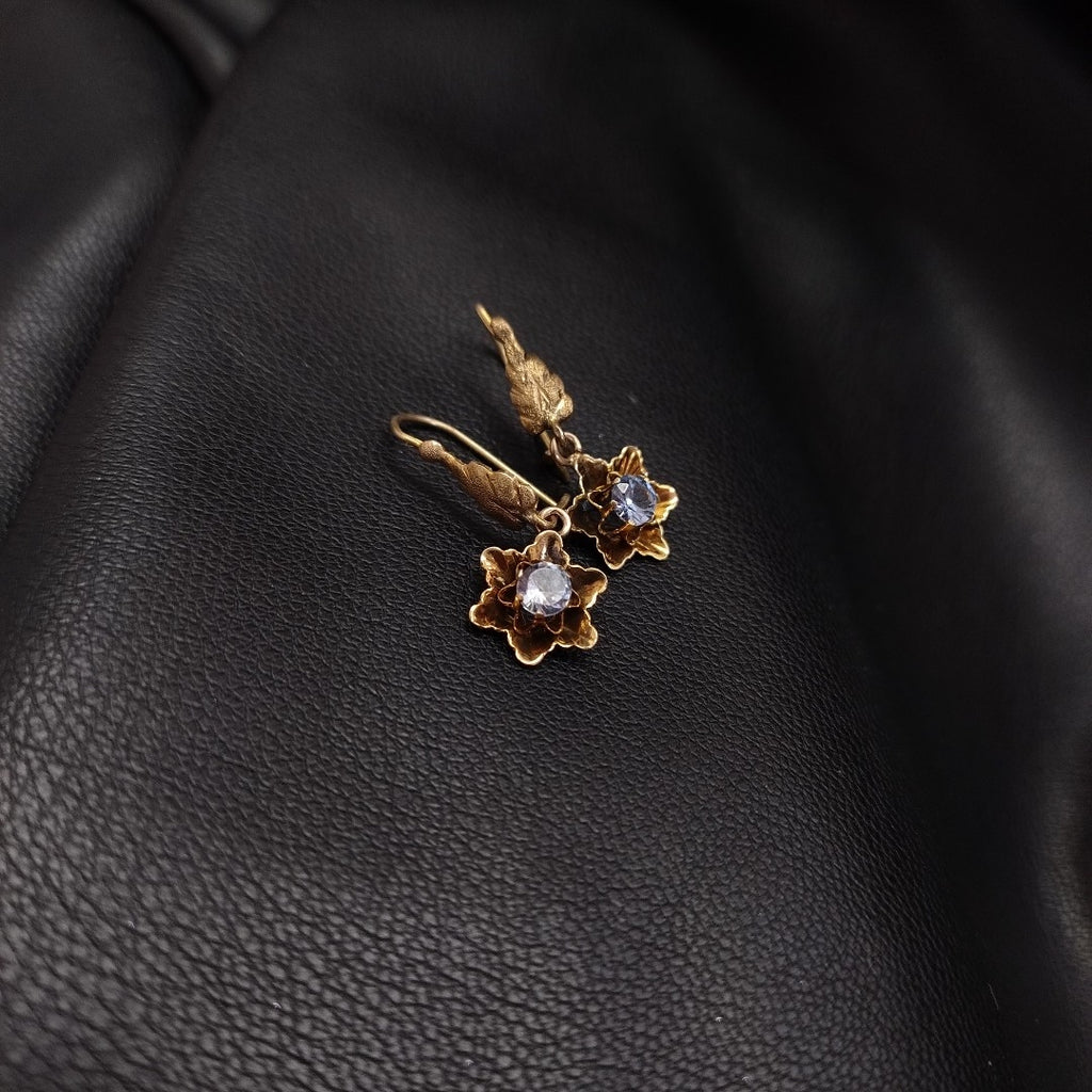 ARETES PAR ORO 8 K 0,90 GRMS (SEMINUEVO)