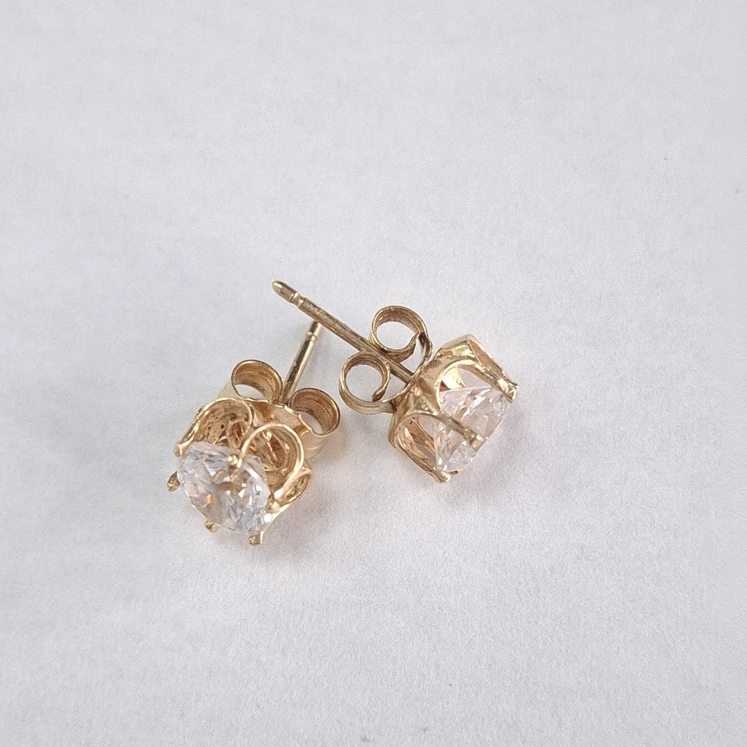ARETES PAR ORO 14 K 1,60 GRMS (SEMINUEVO)