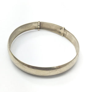 PULSERA RIGIDA ORO 14 K 13.4 GRMS (SEMINUEVO)