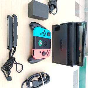 CONSOLA DE VIDEOJUEGO NINTENDO SWITCH 1.1 32 GB (SEMINUEVO)
