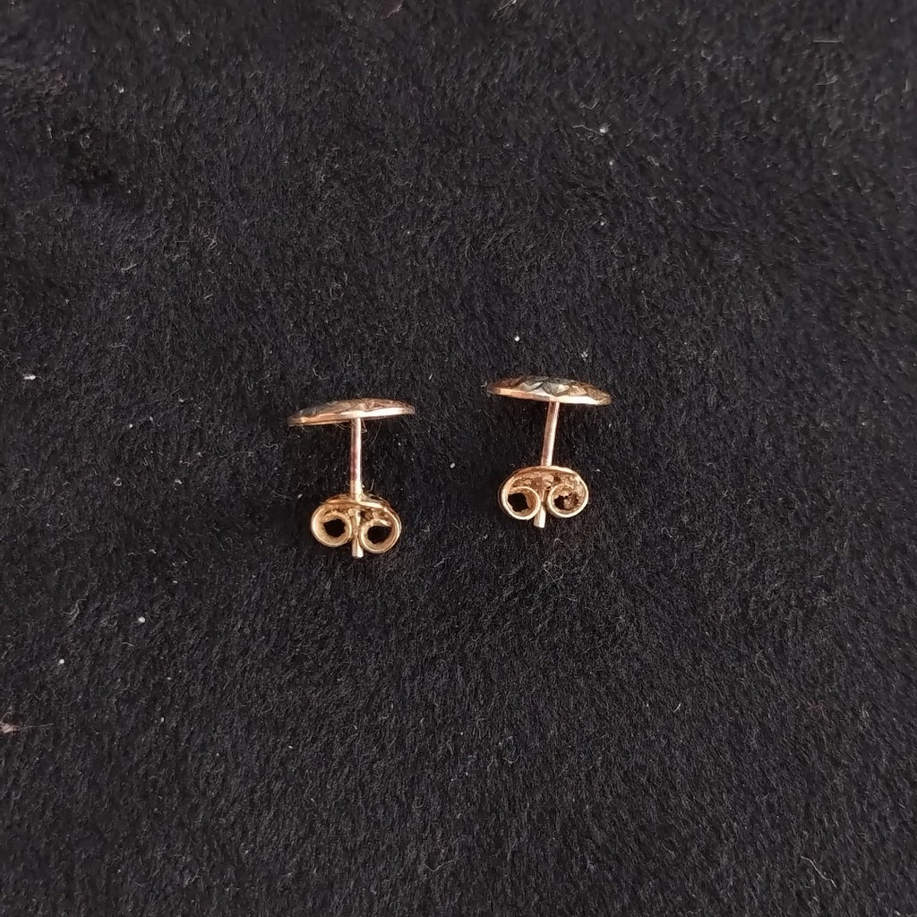 ARETES PAR ORO 10 K 1,00 GRMS (SEMINUEVO)