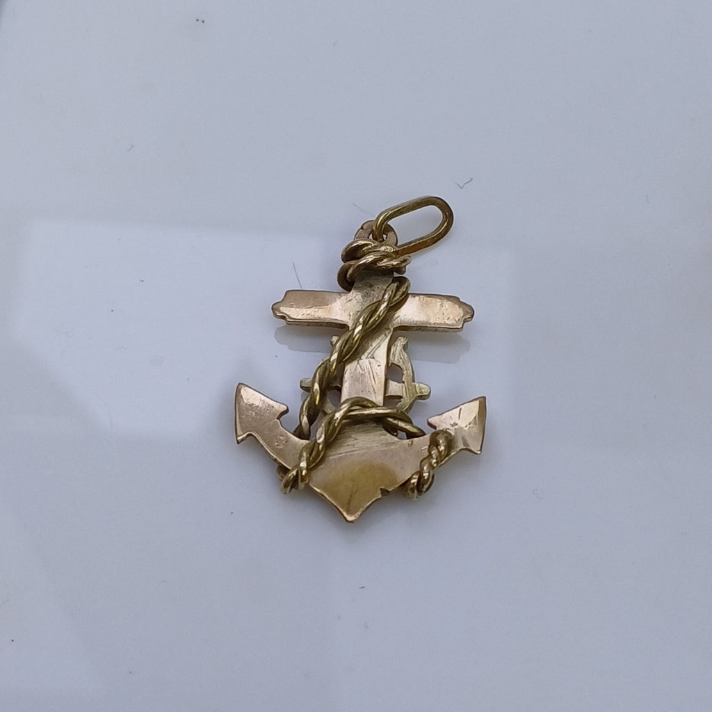 DIJE ORO 8 K 7 GRMS (SEMINUEVO)