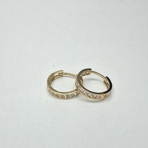 ARETES ARRACADAS C/CIRCONIAS ORO 10K 1.8 GR (NUEVO)
