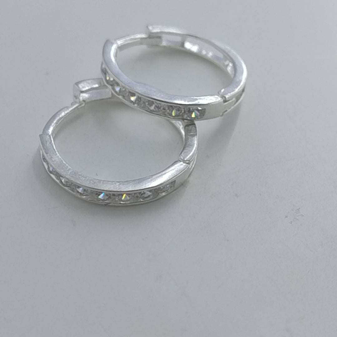 ARRACADAS C/CIRCONIAS PLATA .925 2.1 GR (NUEVO)