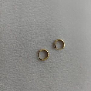 HUGGIES ORO 14K 1.2 (NUEVO)