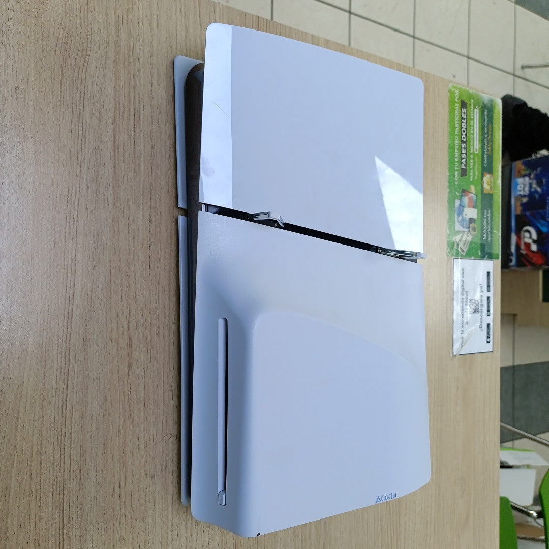 CONSOLA DE VIDEOJUEGO SONY PS5 SLIM 1 TB SSD (SEMINUEVO)