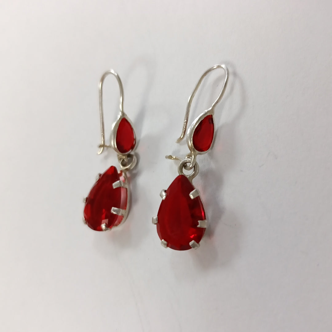 ANILLITO, ARETES PAR PLATA 4.7 GRMS (SEMINUEVO)