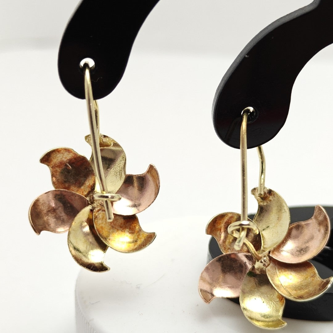 ARETES PAR ORO COMBINADO 10 K 3,70 GRMS (SEMINUEVO)