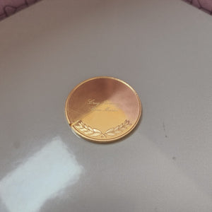 MEDALLA PERSONAL ORO 18 K 31 GRMS (SEMINUEVO)