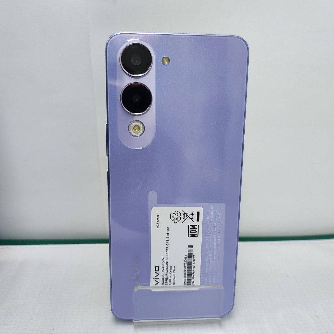 CELULAR VIVO Y04 V2430 (2025) 256 GB 4 GB RAM (SEMINUEVO)
