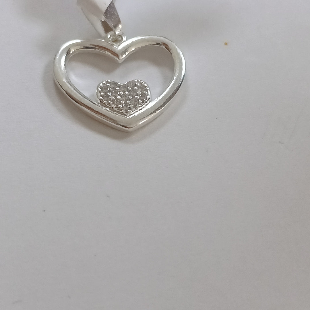 DIJE CORAZON C/CIRCONIAS PLATA .925 2.7 GR (NUEVO)