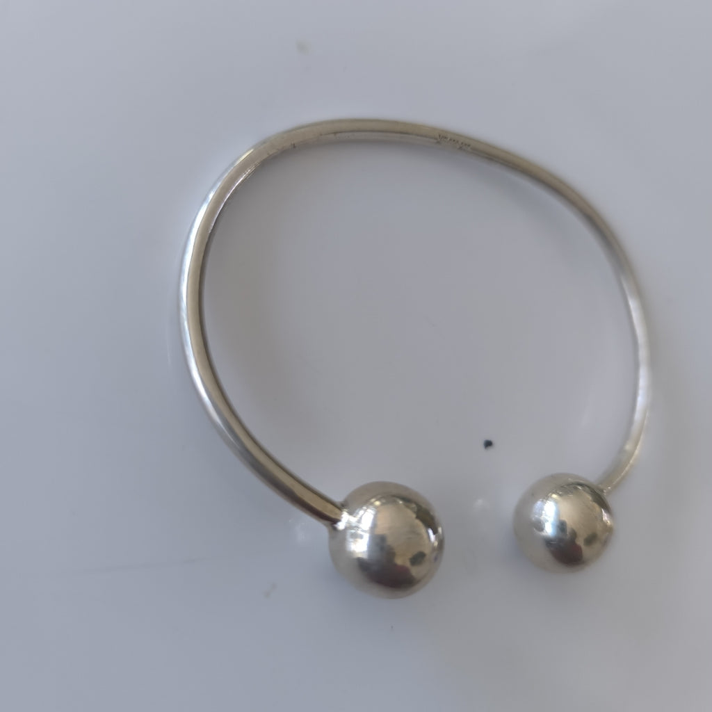 PULSERA RIGIDA PLATA 20,90 GRMS (SEMINUEVO)