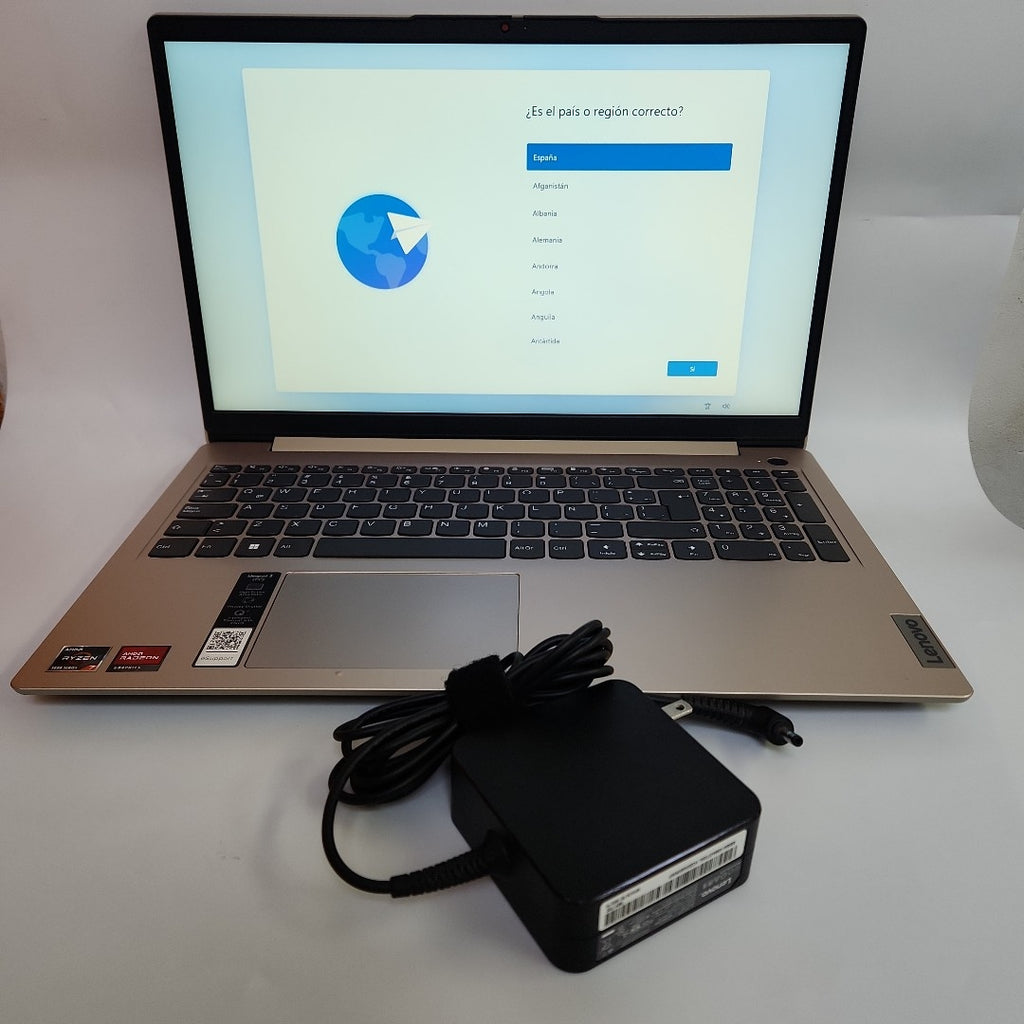 LAPTOP LENOVO IDEAPAD 3 15ALC6 (2023) 512 GB SSD 16 GB RAM (SEMINUEVO)