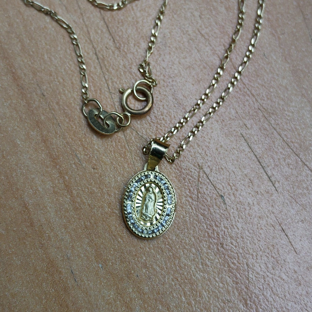 CADENA, MEDALLA RELIGIOSA ORO 10 K 1.6 GRMS (SEMINUEVO)
