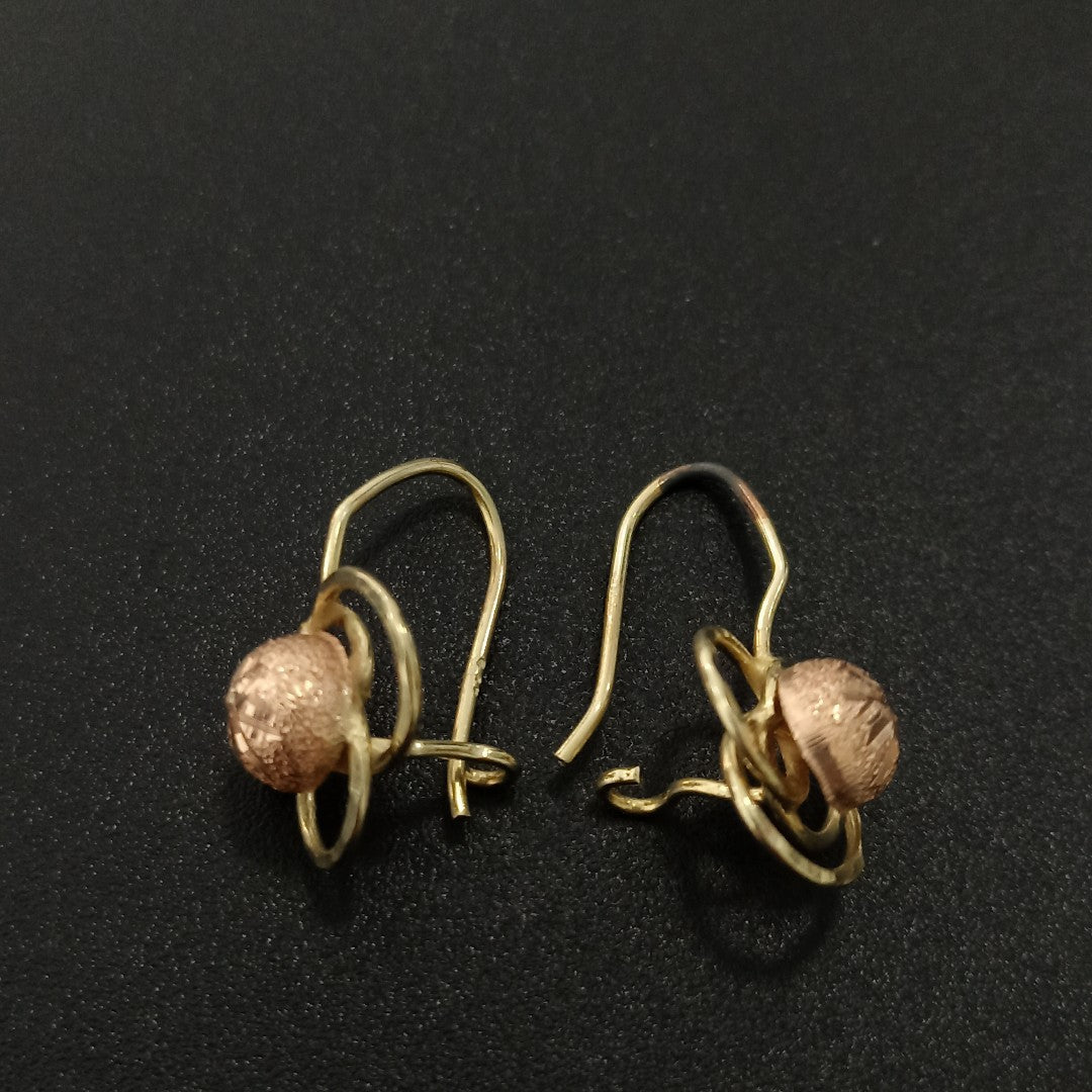 ARETES PAR ORO 14 K 1.7 GRMS (SEMINUEVO)
