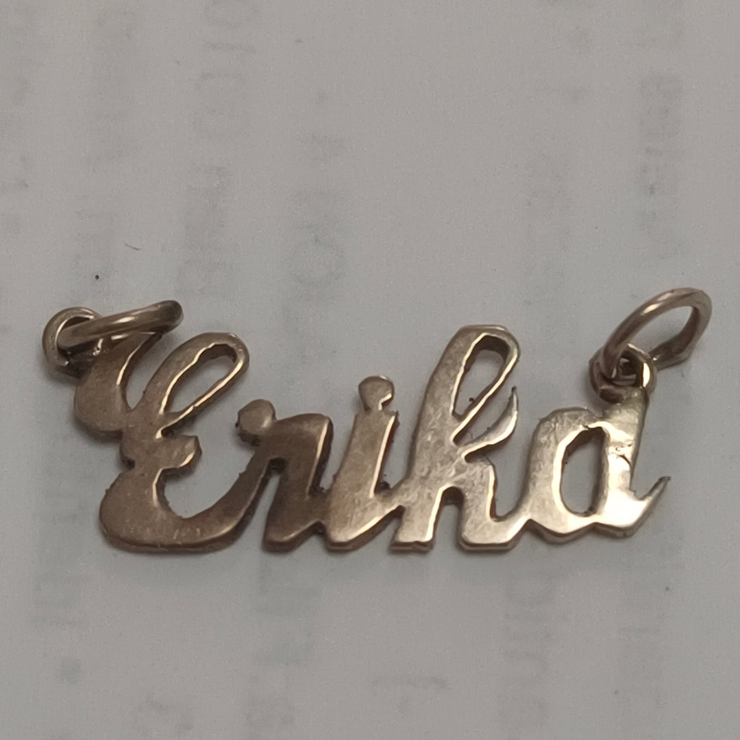 DIJE ORO 10 K 0.9 GRMS (SEMINUEVO)