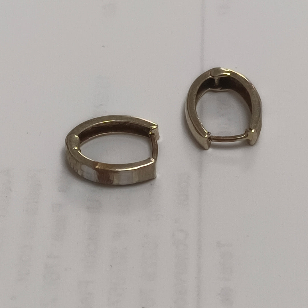ARRACADAS PAR ORO 14 K 1 GRMS (SEMINUEVO)