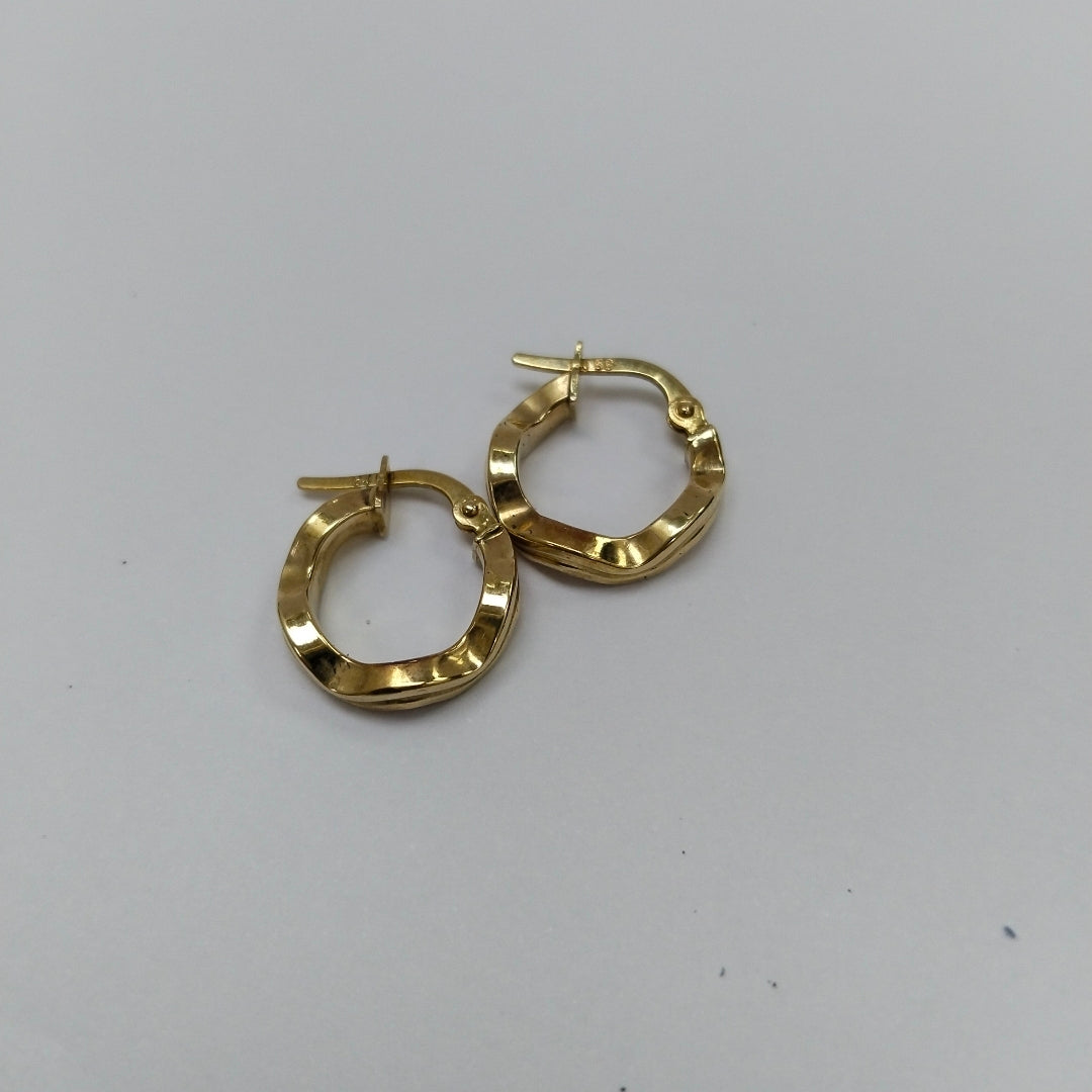 ARRACADAS PAR ORO 10 K 1 GRMS (SEMINUEVO)