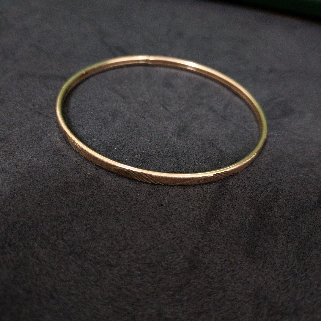 PULSERA RIGIDA ORO 14 K 4,80 GRMS (SEMINUEVO)