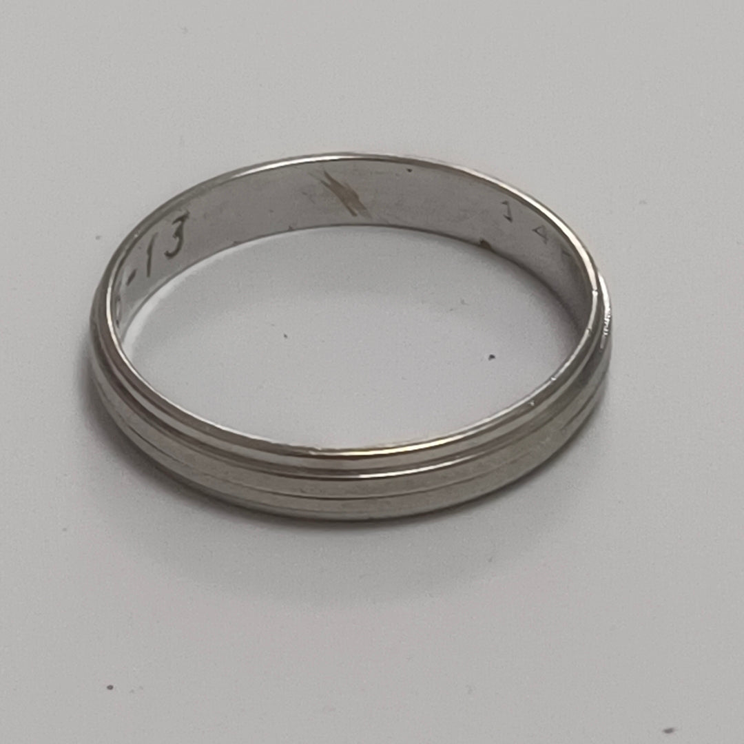 ANILLO ORO, ORO BLANCO 14 K 3.2 GRMS (SEMINUEVO)