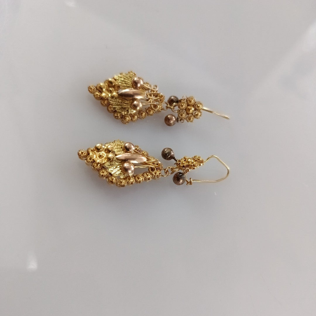 ARETES PAR ORO 8 K 3,40 GRMS (SEMINUEVO)