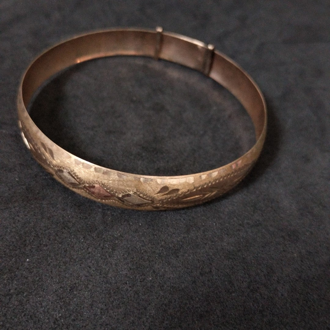 PULSERA RIGIDA ORO 8 K 7.9 GRMS (SEMINUEVO)