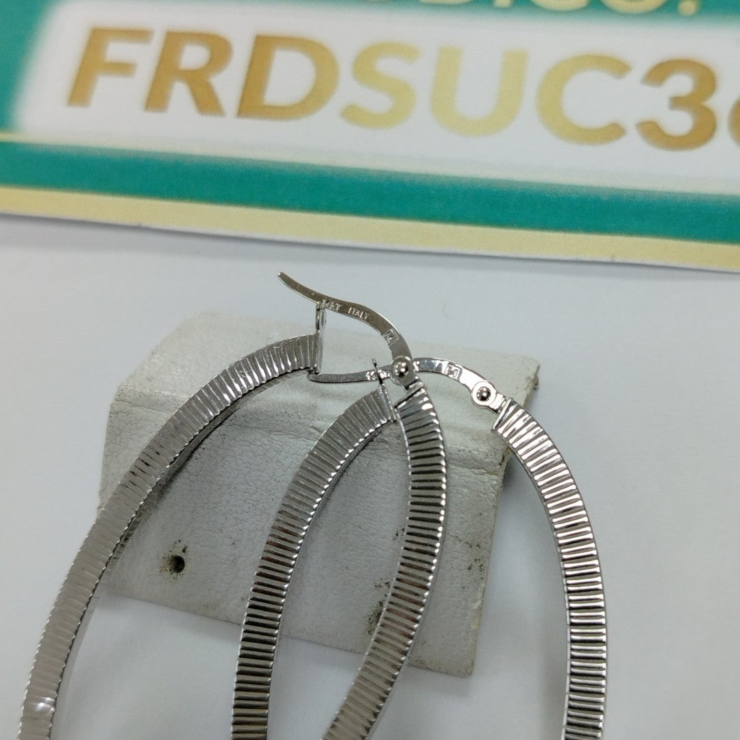 ARRACADAS PAR ORO BLANCO 14 K 2,00 GRMS (SEMINUEVO)