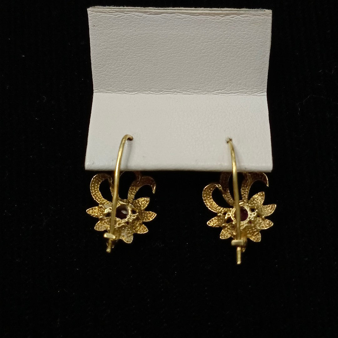 ARETES PAR ORO 14 K 2.4 GRMS (SEMINUEVO)