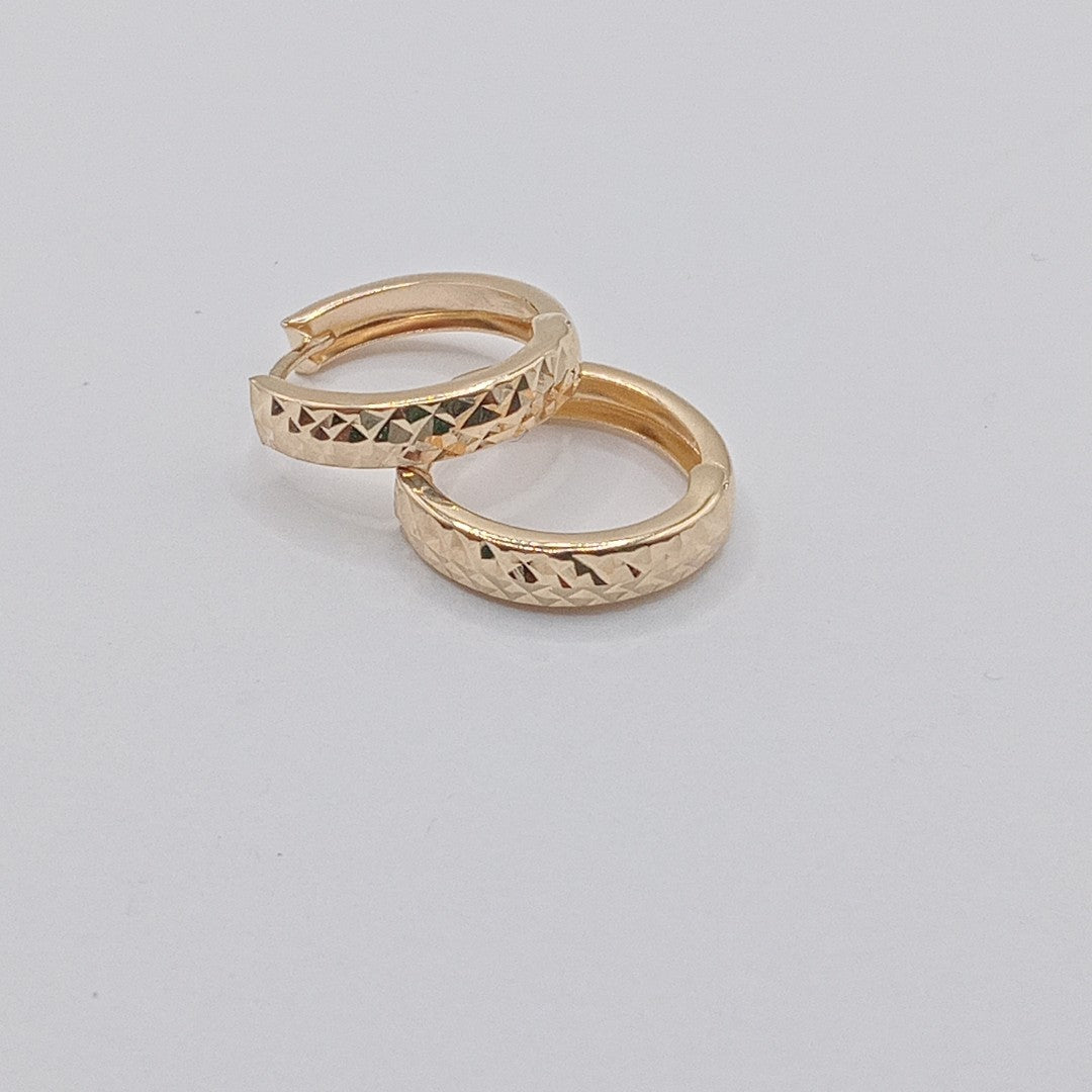 HUGGIES ORO 14K 1.6 (NUEVO)