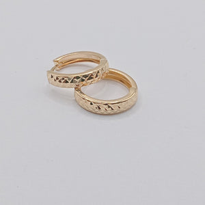 HUGGIES ORO 14K 1.6 (NUEVO)
