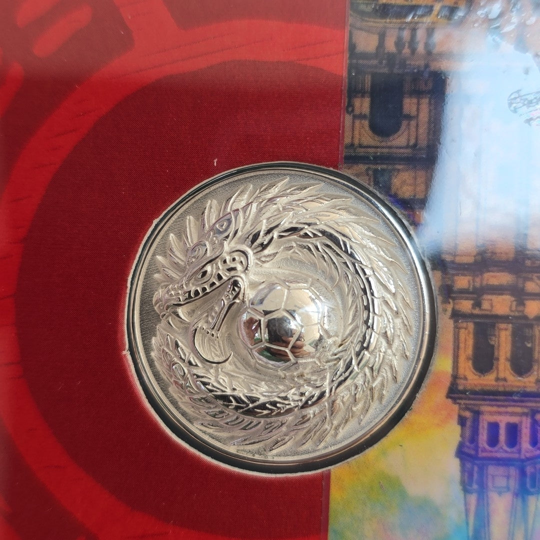 MEDALLA CONMEMORATIVA FRD FÚTBOL MOTIVO QUETZALCÓATL PLATA .925 11.9 GR (NUEVO)