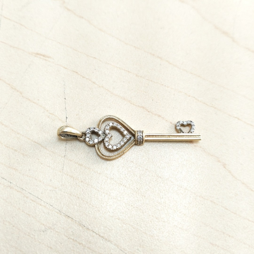 DIJE ORO 14 K 2.2 GRMS (SEMINUEVO)