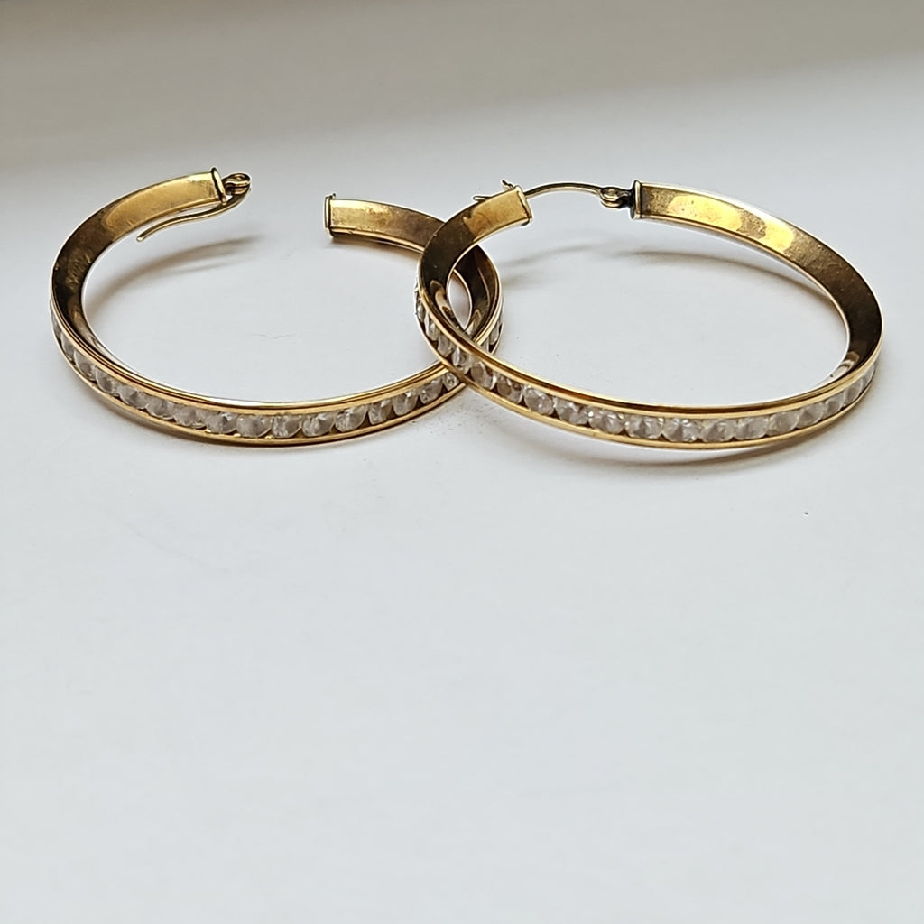 ARRACADAS PAR ORO 10 K 7.4 GRMS (SEMINUEVO)
