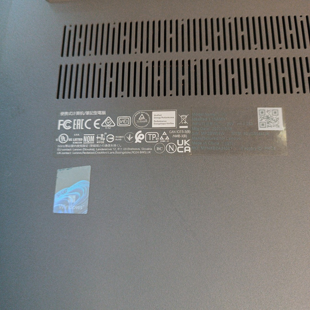 LAPTOP LENOVO IDEAPAD 1 15AMN7 (2023) 256 GB SSD 8 GB RAM (SEMINUEVO)