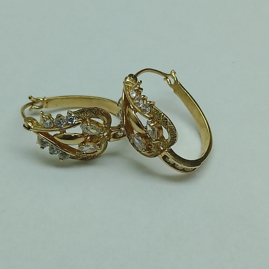 ARETES PAR ORO 10 K 4.2 GRMS (SEMINUEVO)